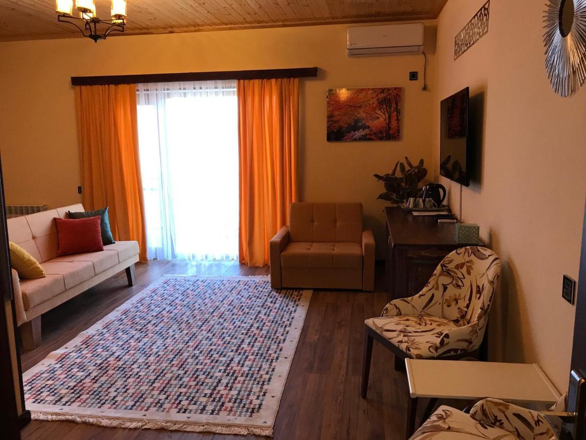 Ohio Inn & Cafe Ivanovka Экстерьер фото