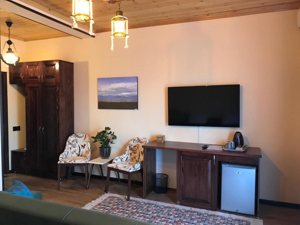 Ohio Inn & Cafe Ivanovka Экстерьер фото